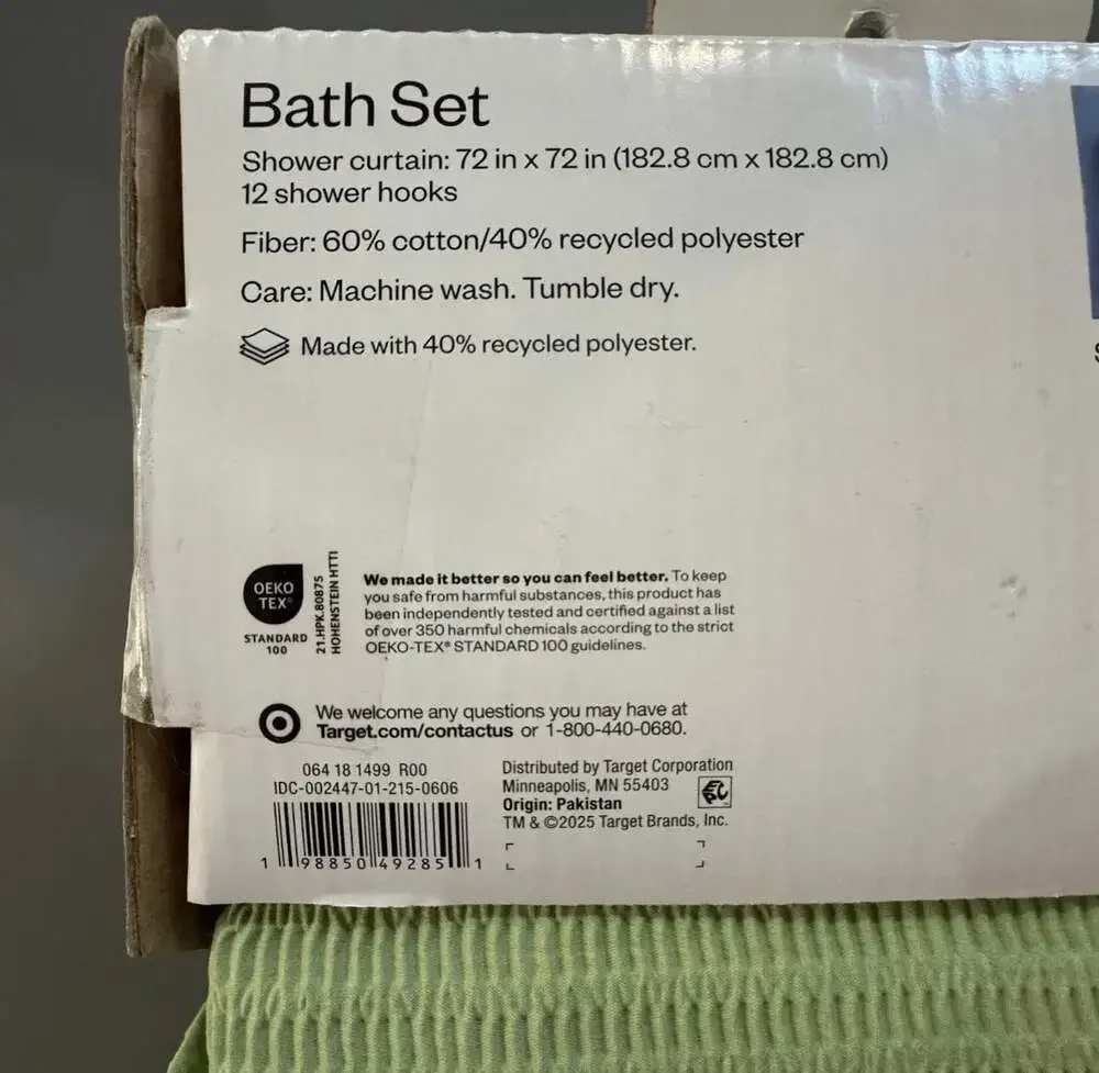 Room Essentials 13-Piece Bath Set Green Seersucker Shower Curtain & Hooks 72x72
